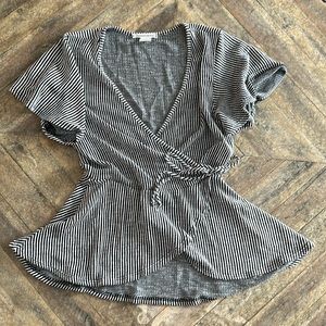 Women’s small striped short sleeve top